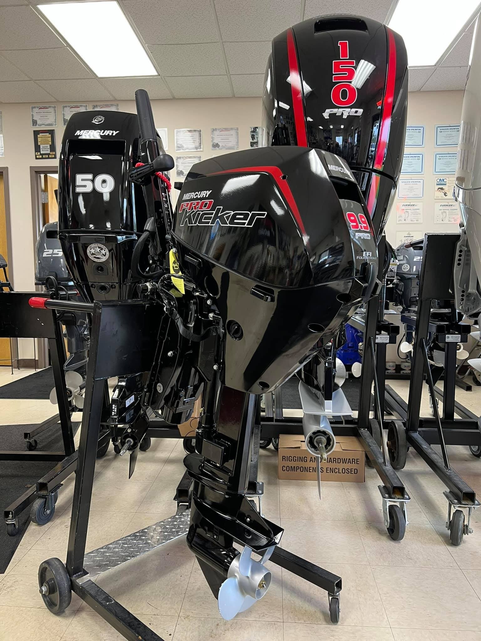 Mercury 9.9hp EFI Outboard Engine | Remote Mechanical, Manual Start, 15" Shaft | 9.9MRC - Image 3