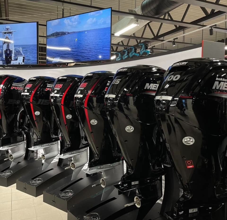 Mercury Outboard Motors - Image 3