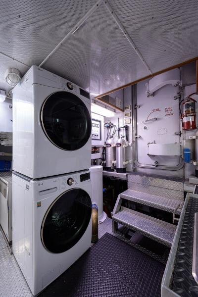 2003 Burger Tri-Deck FOR SALE - Image 32