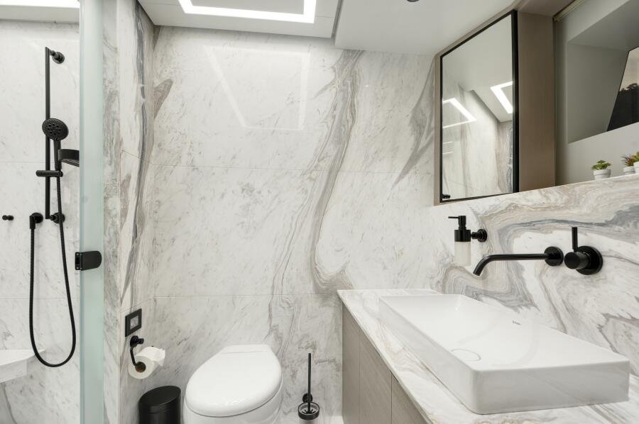 2020 Alpha Custom Yachts FOR SALE - Image 17