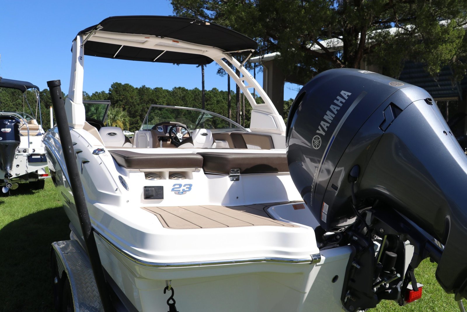 2021 Chaparral 23 SSi OB For Sale - Image 4
