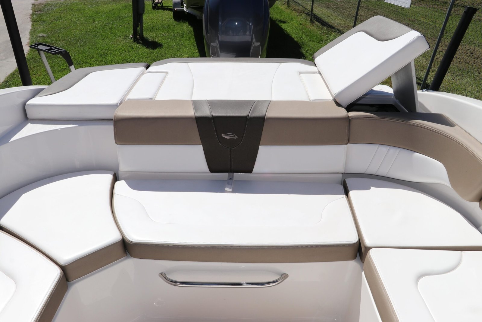 2021 Chaparral 23 SSi OB For Sale - Image 13