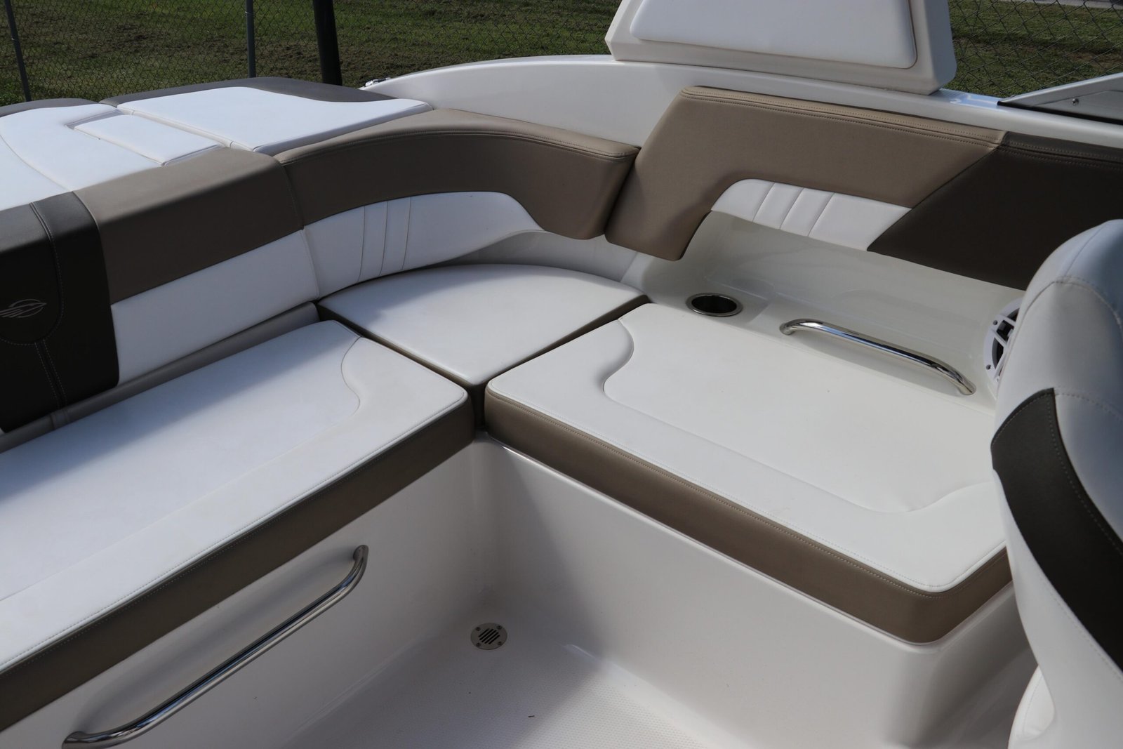 2021 Chaparral 23 SSi OB For Sale - Image 19