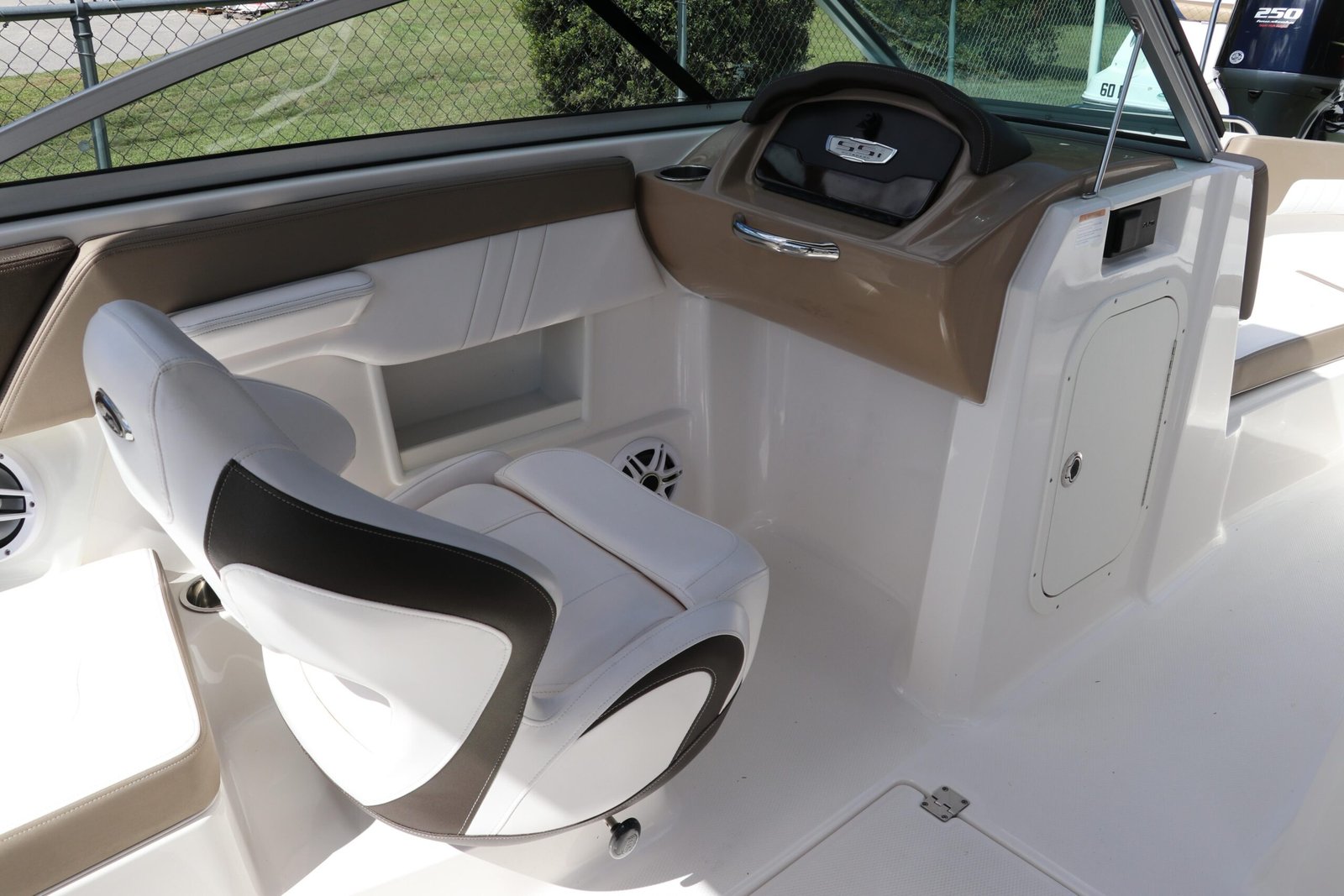 2021 Chaparral 23 SSi OB For Sale - Image 26