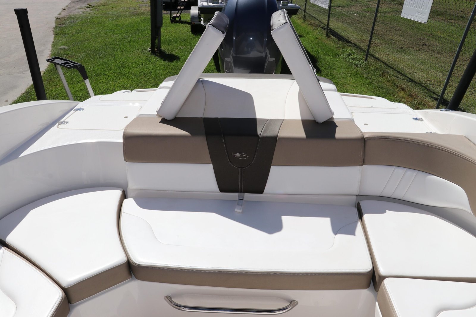 2021 Chaparral 23 SSi OB For Sale - Image 9