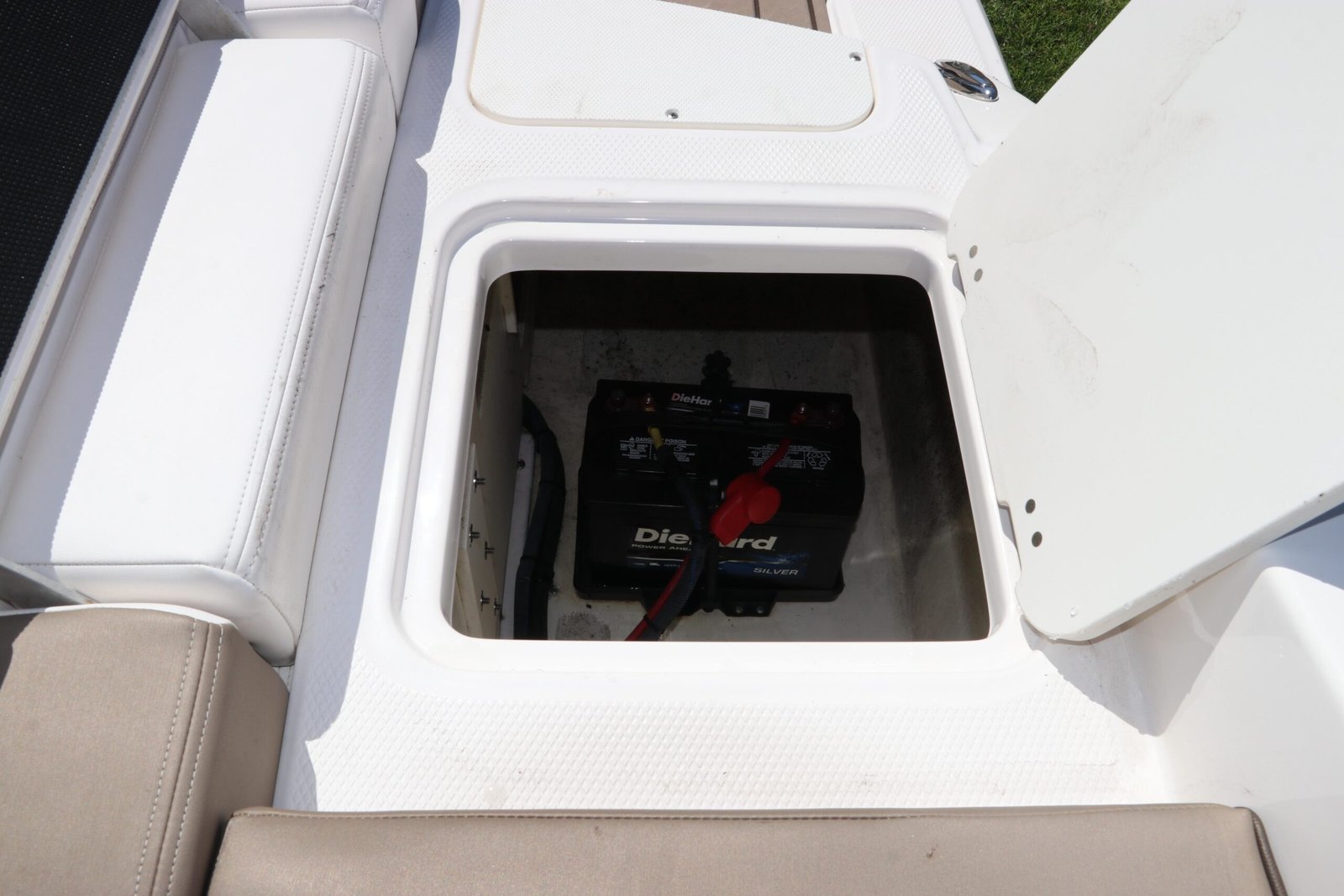 2021 Chaparral 23 SSi OB For Sale - Image 12