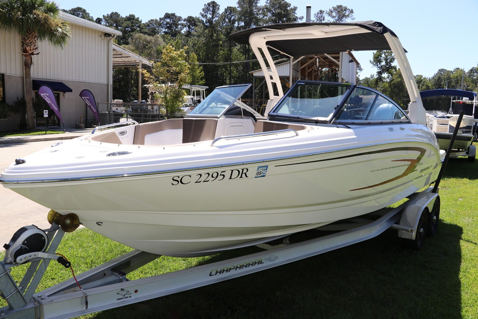 2021 Chaparral 23 SSi OB For Sale - Image 2