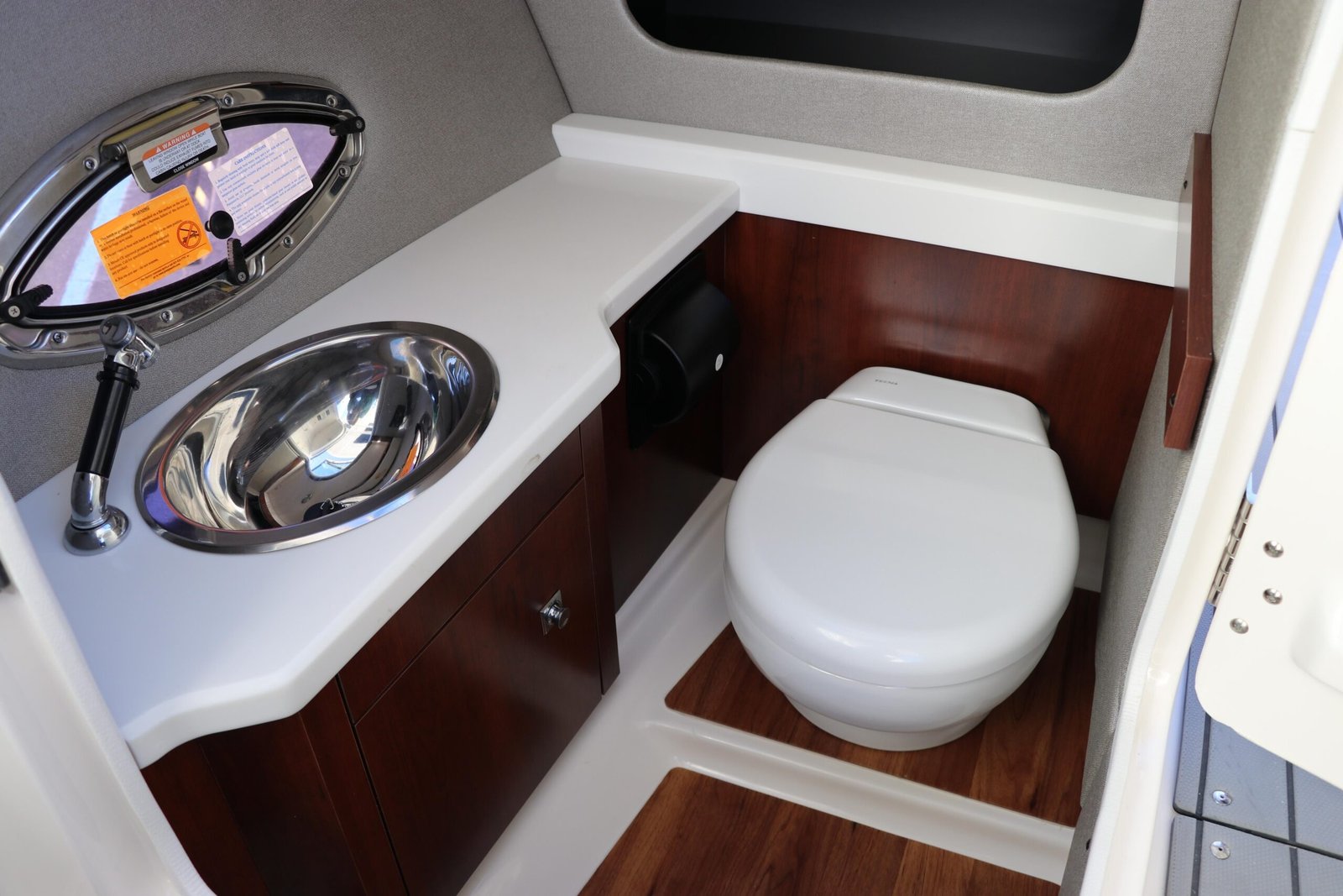 2021 Chaparral 30 Surf For Sale - Image 14