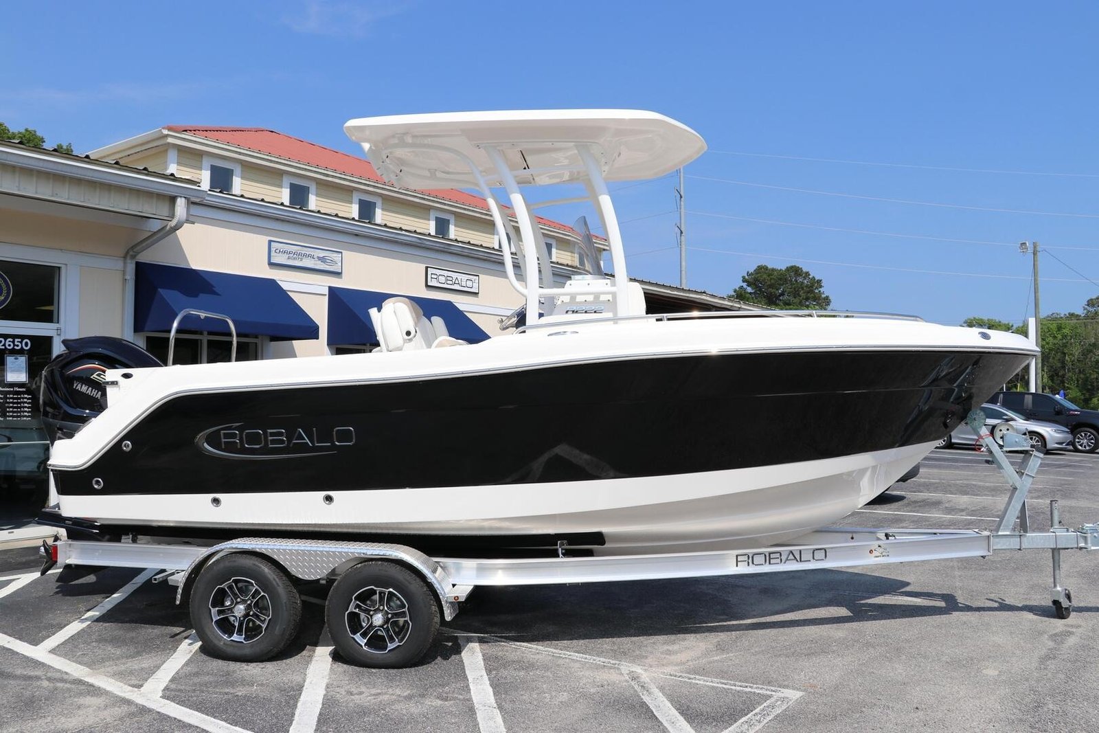 2024 Robalo R222 Explorer For Sale - Image 3