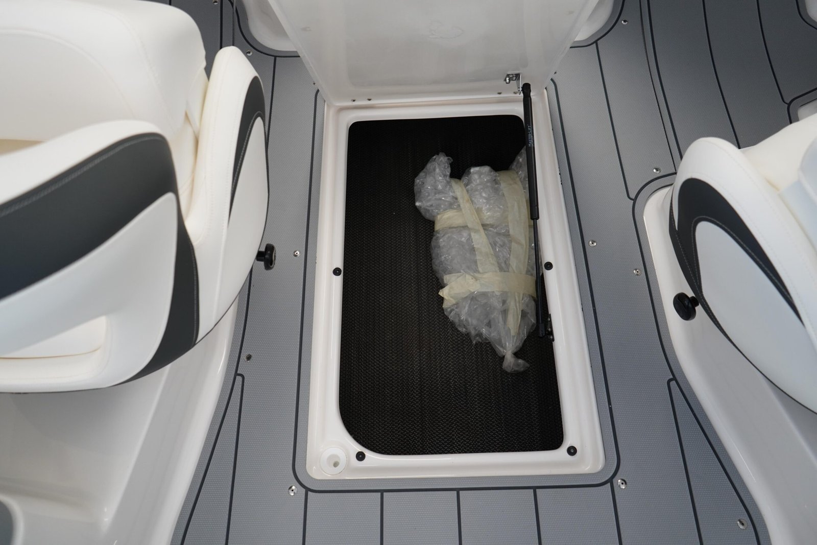 Buy 2024 Chaparral 23 SSi OB - Image 17