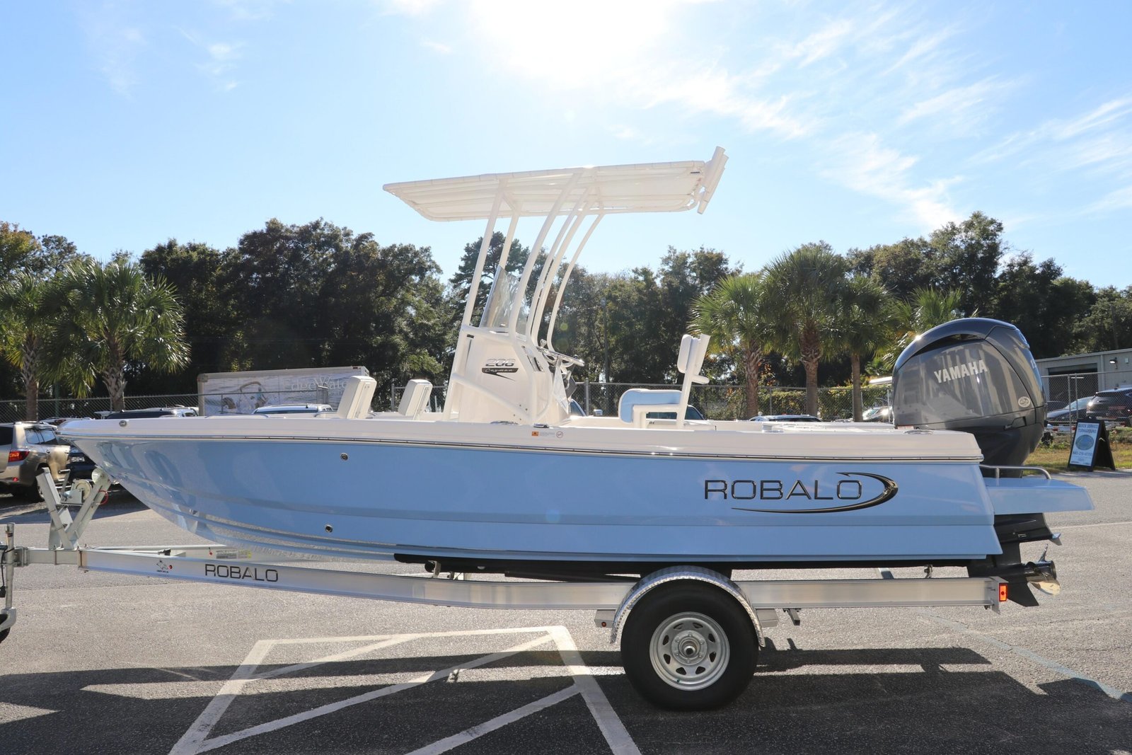 2024 Robalo 206 Cayman For Sale - Image 3