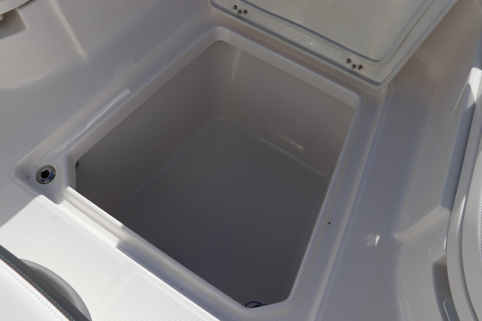 2024 Robalo 266 Cayman For Sale - Image 37