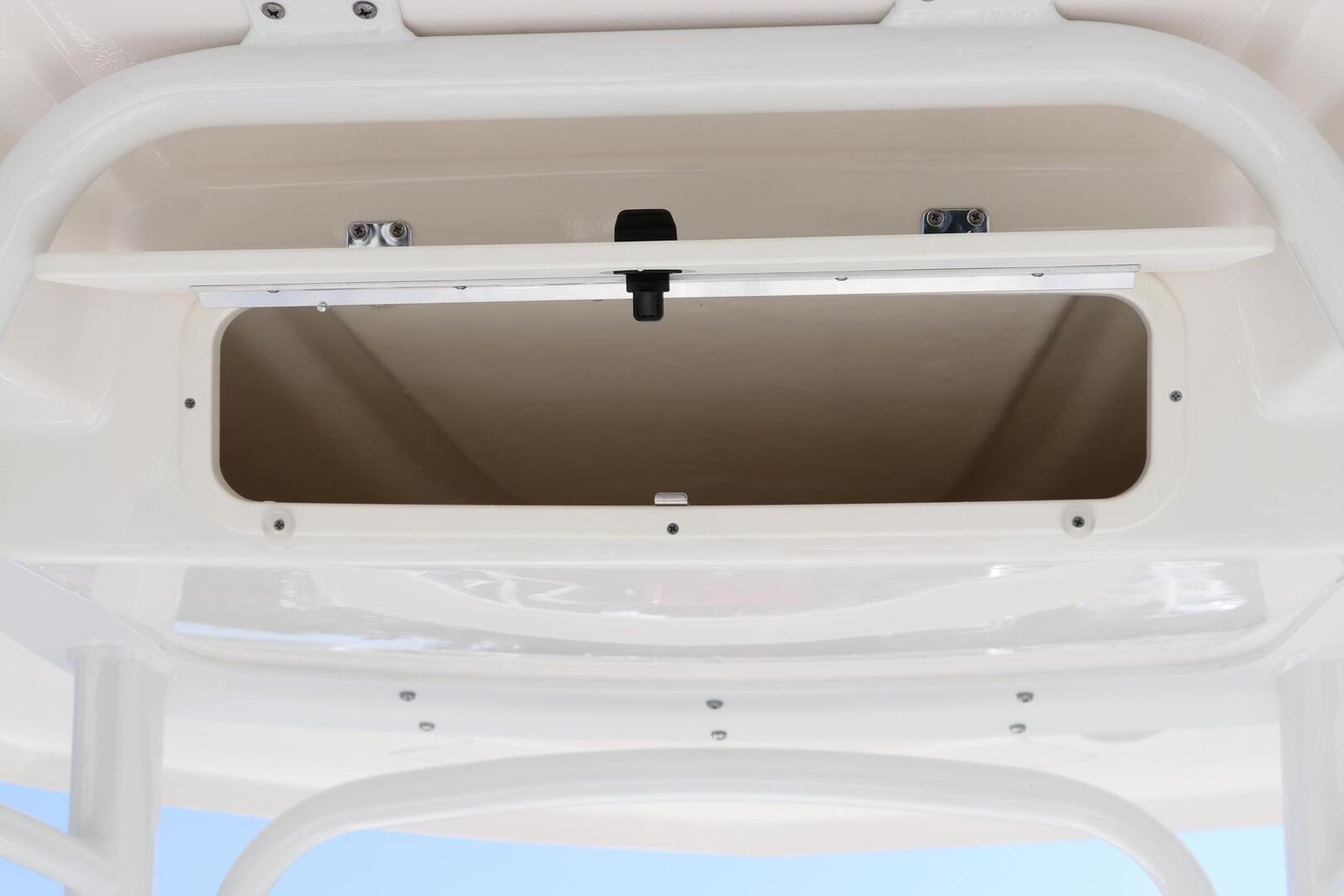 2024 Robalo R222 Explorer For Sale - Image 13