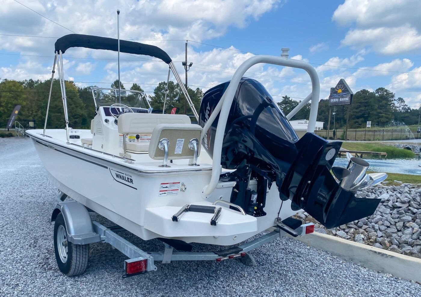 2025 Boston Whaler 170 Montauk - Image 11