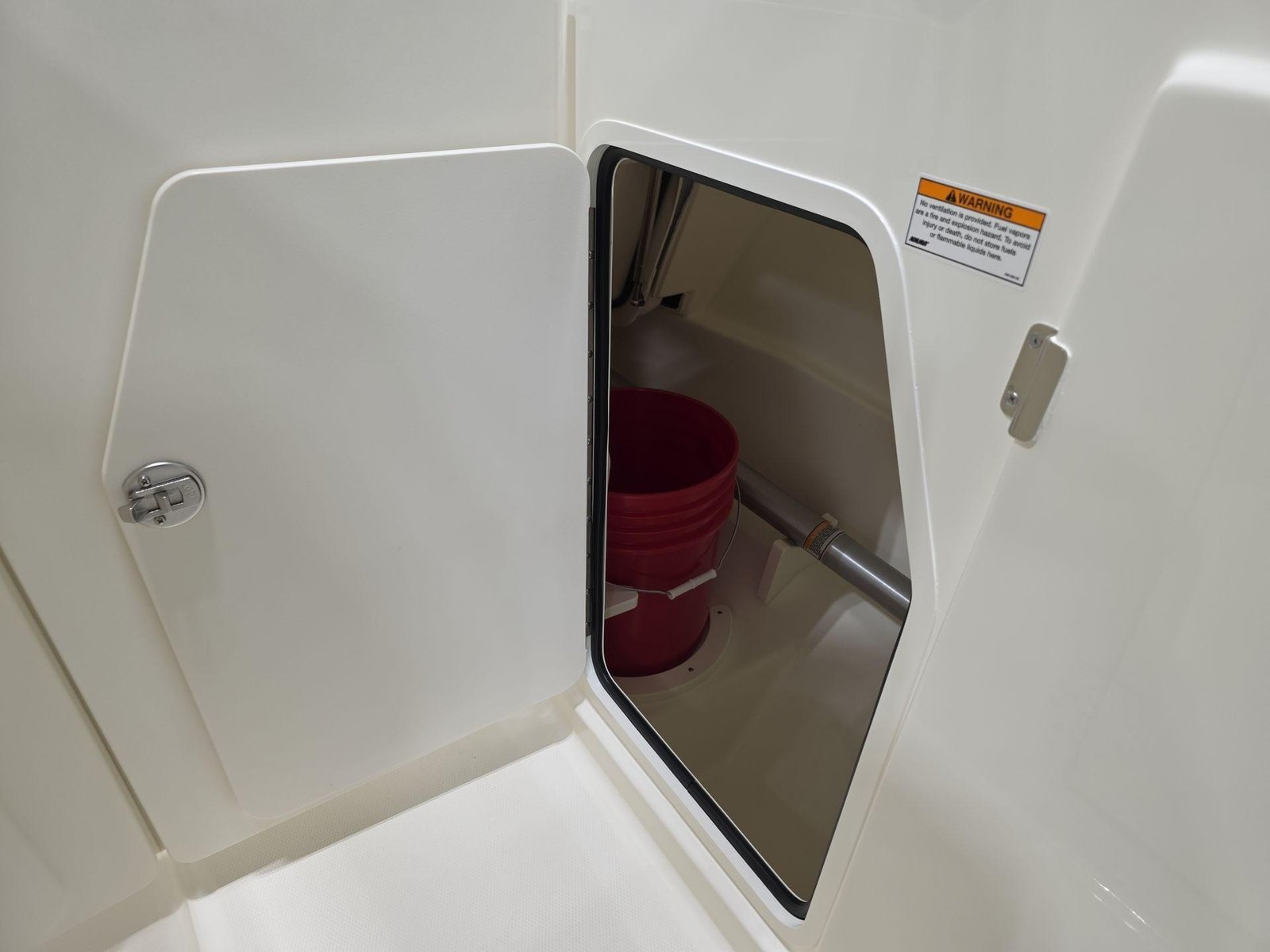 Buy 2025 Boston Whaler 210 Vantage - Image 17