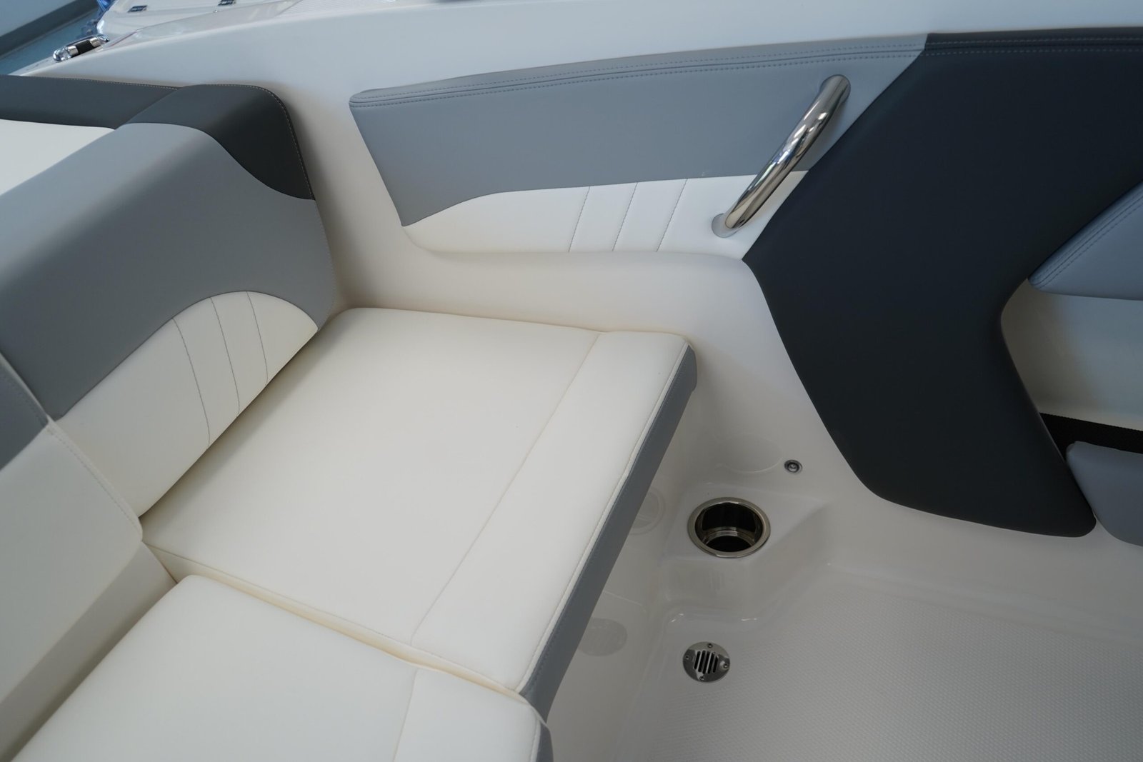 2025 Chaparral 21 SSi OB For Sale - Image 14