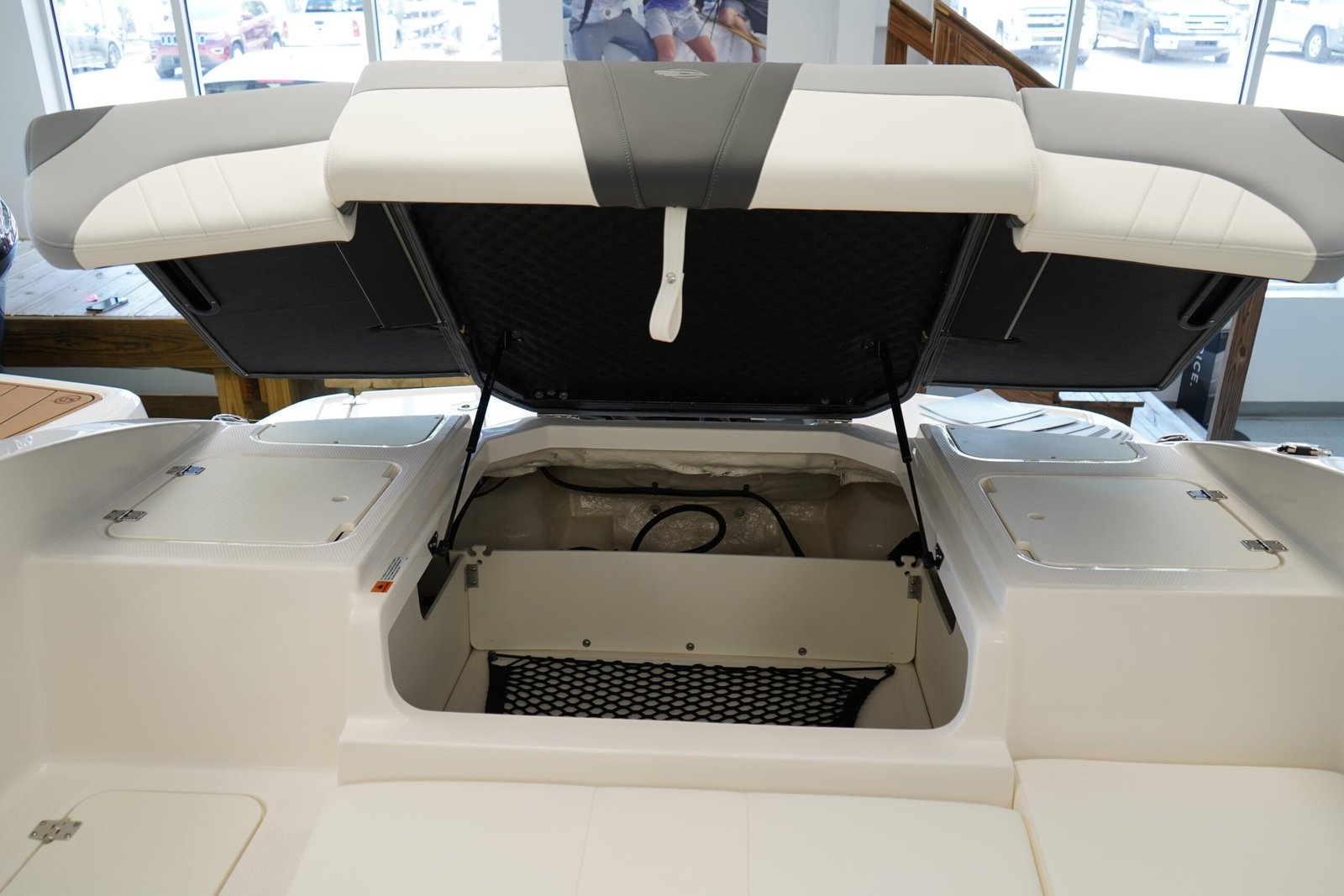 2025 Chaparral 21 SSi OB For Sale - Image 9