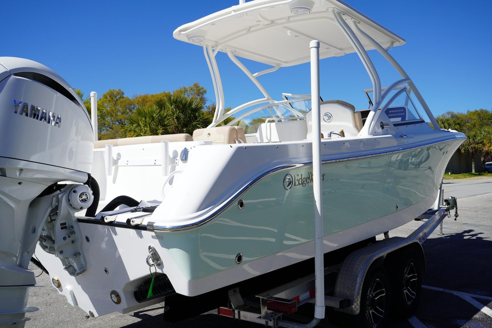 2025 Edgewater 248 CX For Sale - Image 3