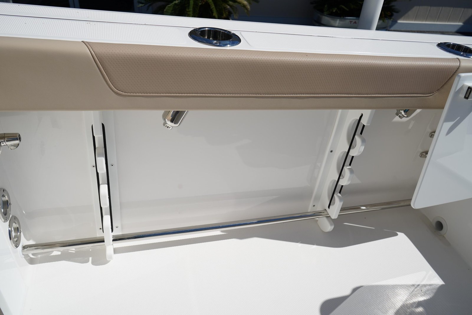 2025 Edgewater 248 CX For Sale - Image 11