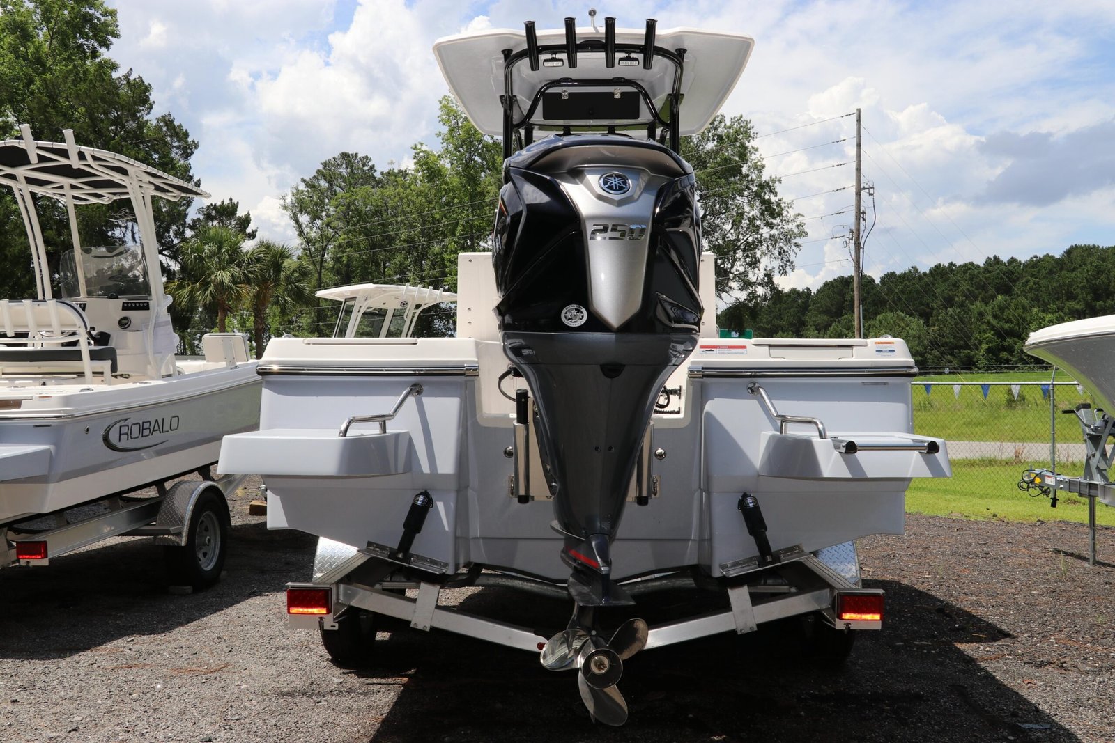 2025 Robalo 226 Cayman For Sale - Image 6