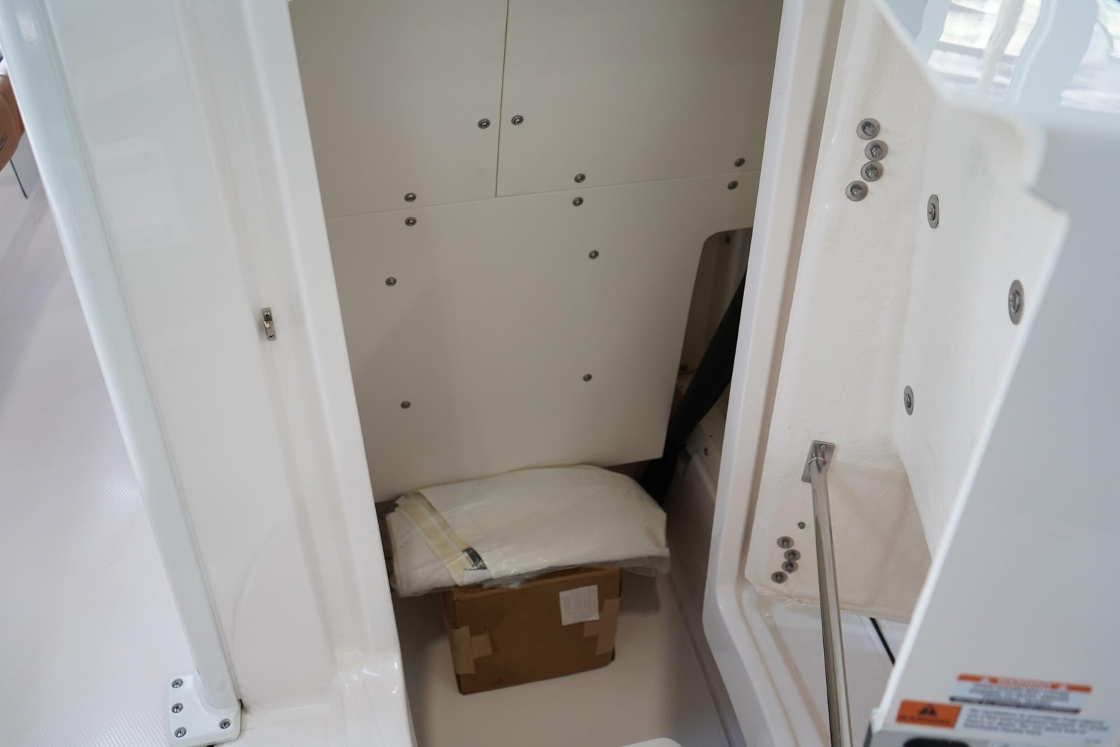2025 Robalo 246 Cayman For Sale - Image 28