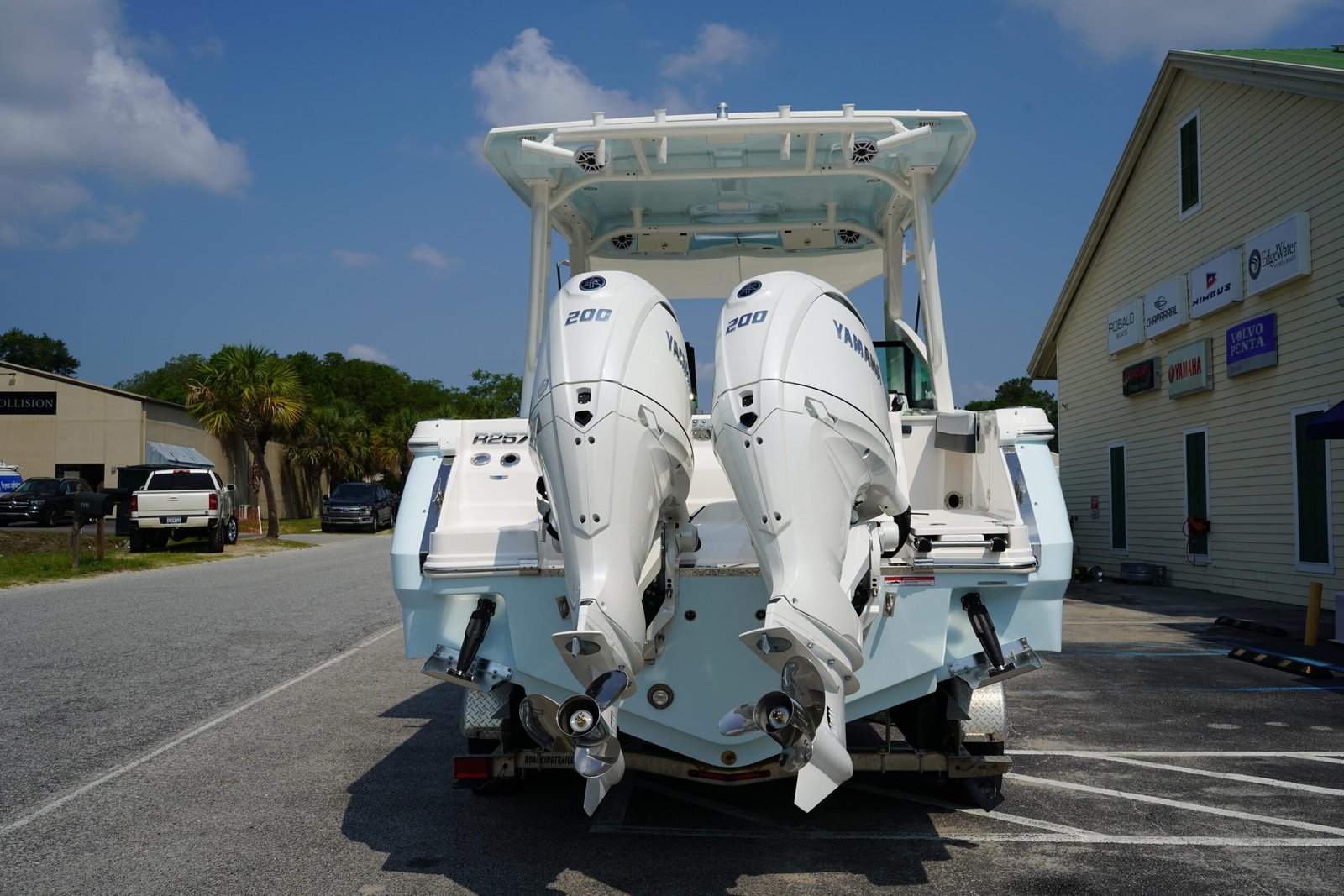 2025 Robalo R257 For Sale - Image 7