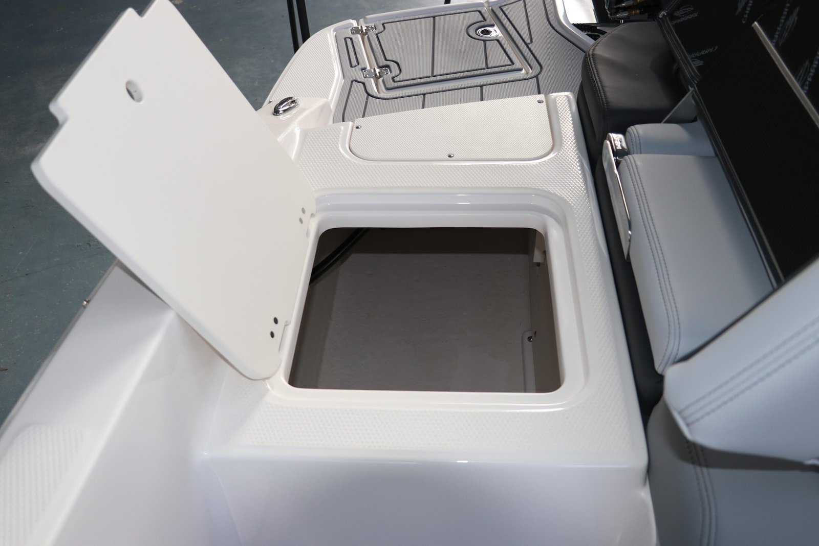 2026 Chaparral 21 SSi OB For Sale - Image 13