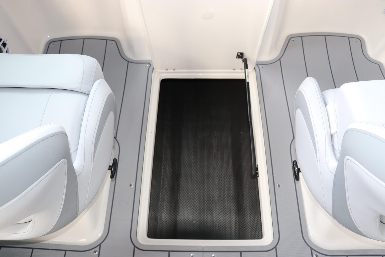2026 Chaparral 21 SSi OB For Sale - Image 32