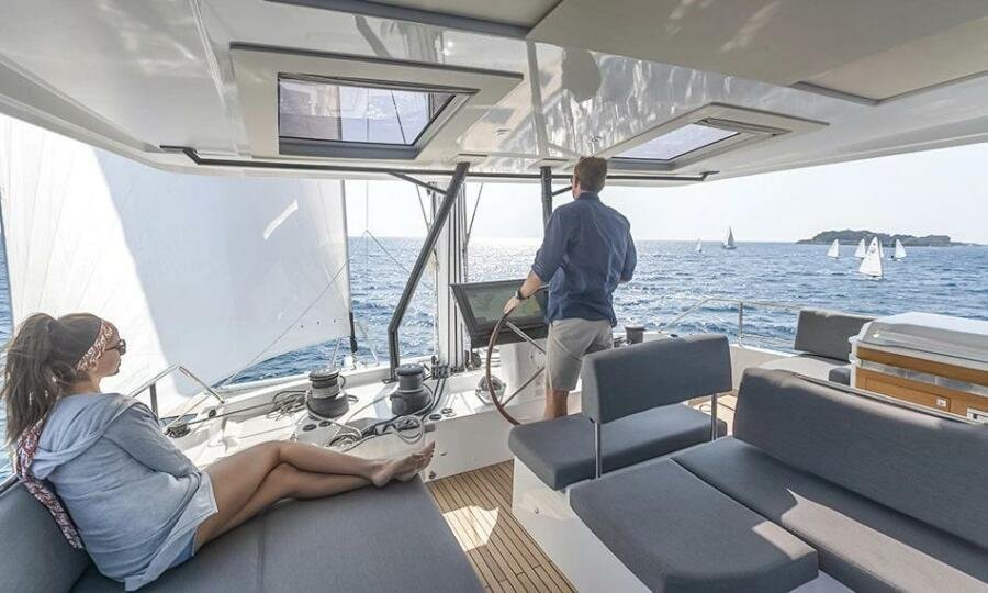 2024 Fountaine Pajot Samana - Image 10