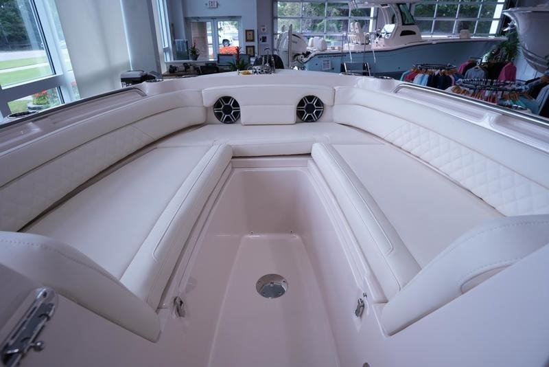 2026 Grady White Freedom 235 For Sale - Image 15