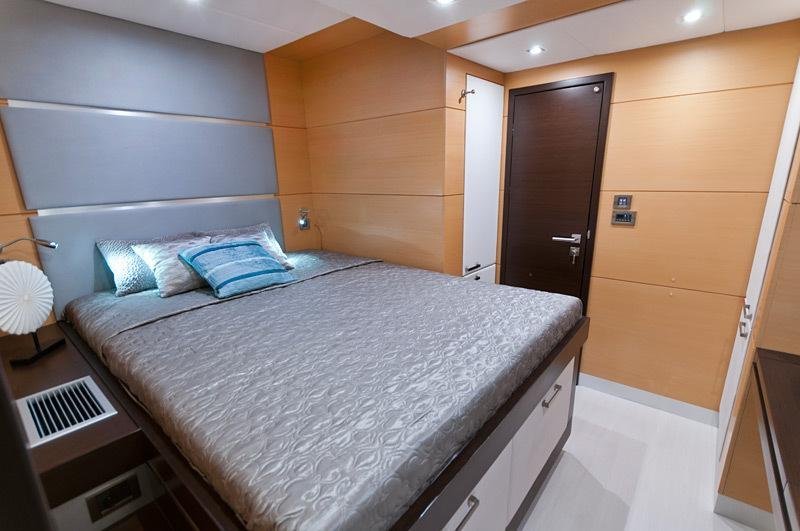 Sunreef 70 Sailing Mulan - Image 11