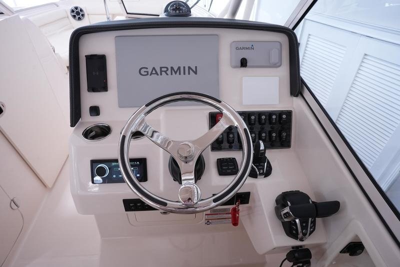 2026 Grady White Freedom 285 For Sale - Image 12