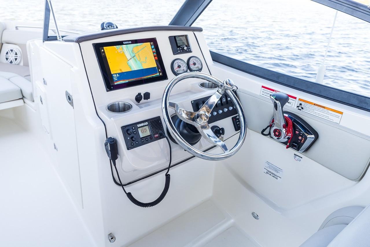 Buy 2025 Boston Whaler 210 Vantage - Image 31