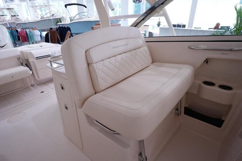 2026 Grady White Freedom 285 For Sale - Image 10