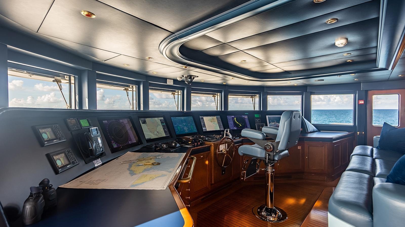 2003 BENETTI CUSTOM NEXT CHAPTER for sale - Image 8