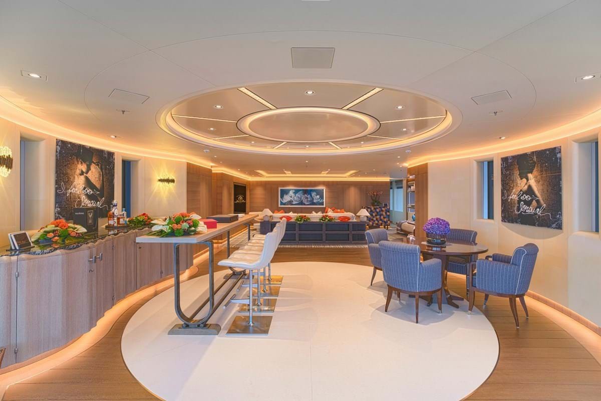 CLOUD 9 Motor yacht for sale - Image 18