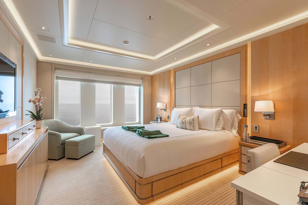 CLOUD 9 Motor yacht for sale - Image 15