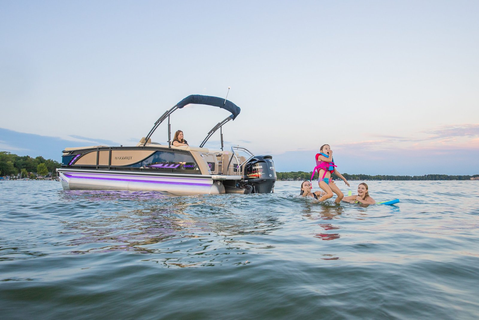 You are currently viewing Common Boat Buyer Questions And Answers