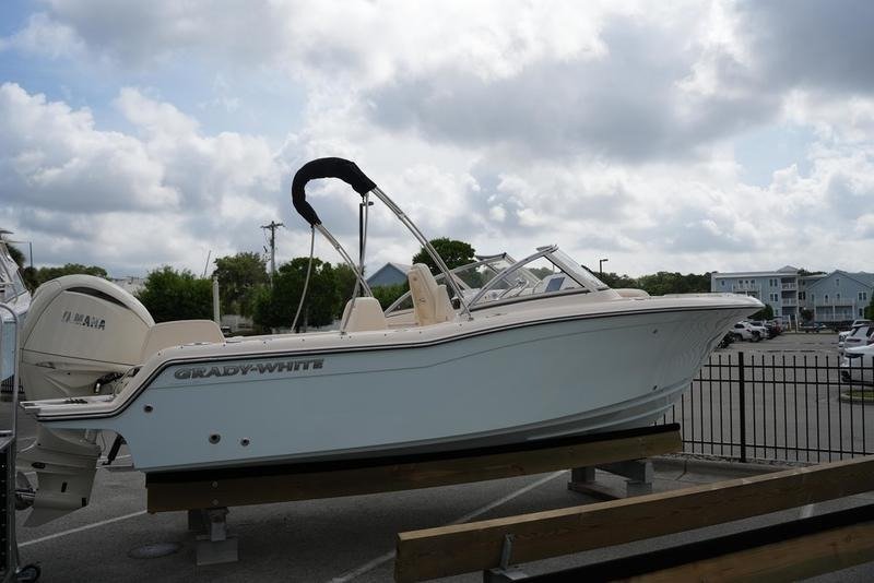 Buy 2026 Grady White Freedom 215 - Image 2