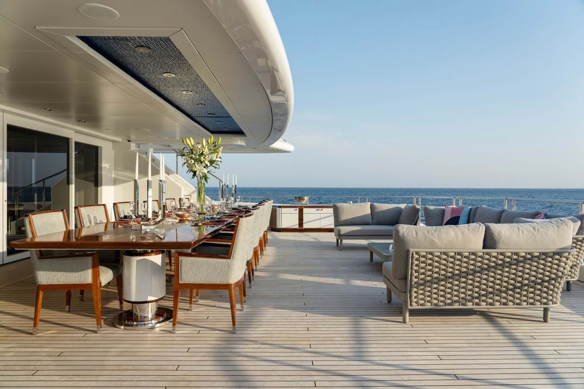ILLUSION PLUS Motor yacht for sale - Image 20