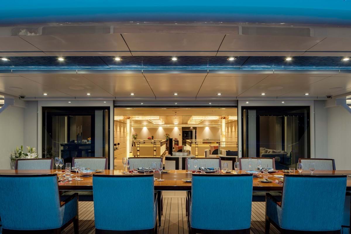 ILLUSION PLUS Motor yacht for sale - Image 19