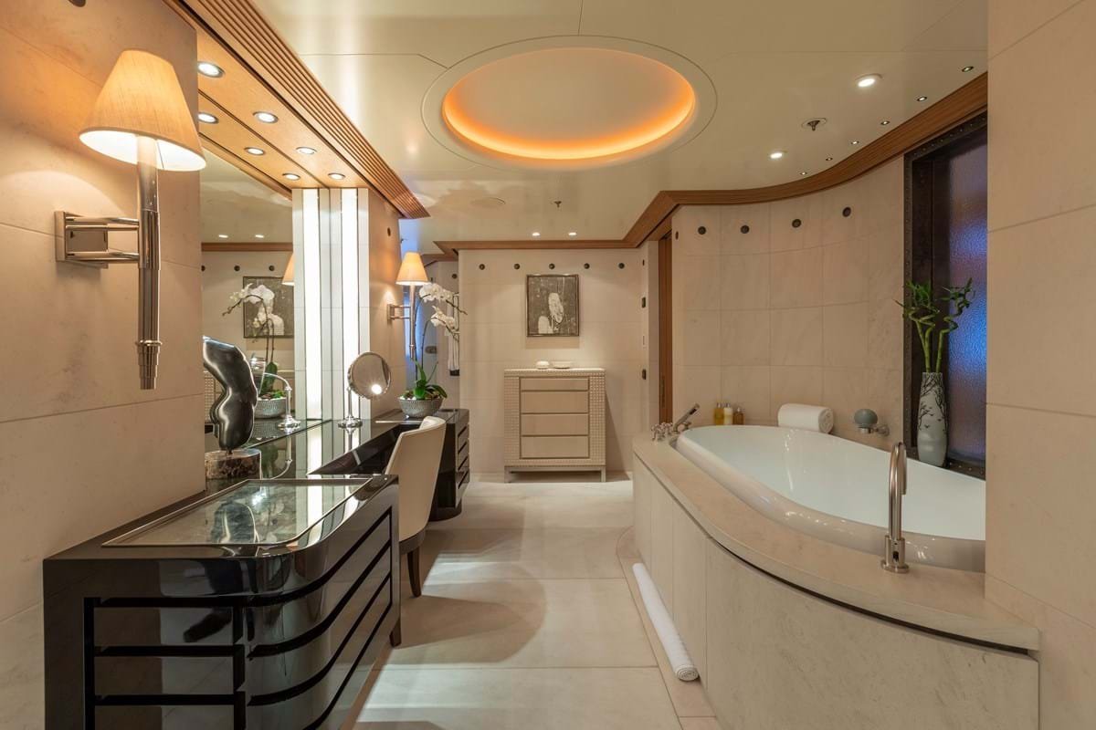 KOGO Motor yacht for sale - Image 7