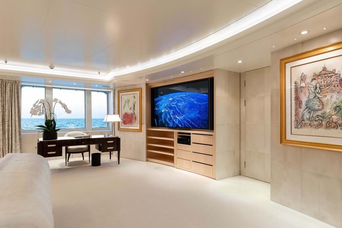 LADY E Motor yacht for sale - Image 7