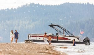 Tips for Pontoon Boating on Saltwater
