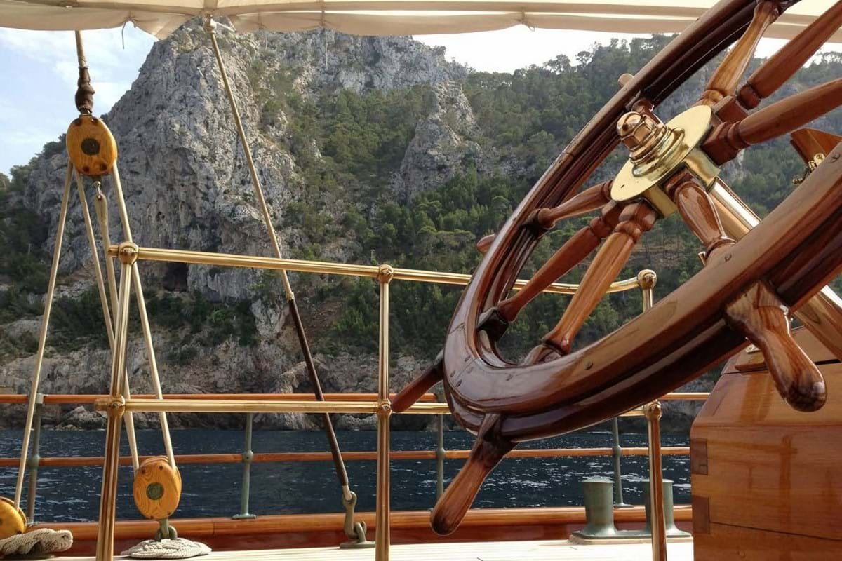 SHENANDOAH OF SARK Sailing yacht for sale - Image 7