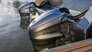 Read more about the article Electric Outboard Motors: Range, Performance, Charging & Ownership