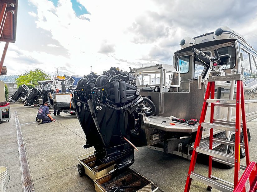 You are currently viewing Outboard Motor Saltwater Maintenance Guide